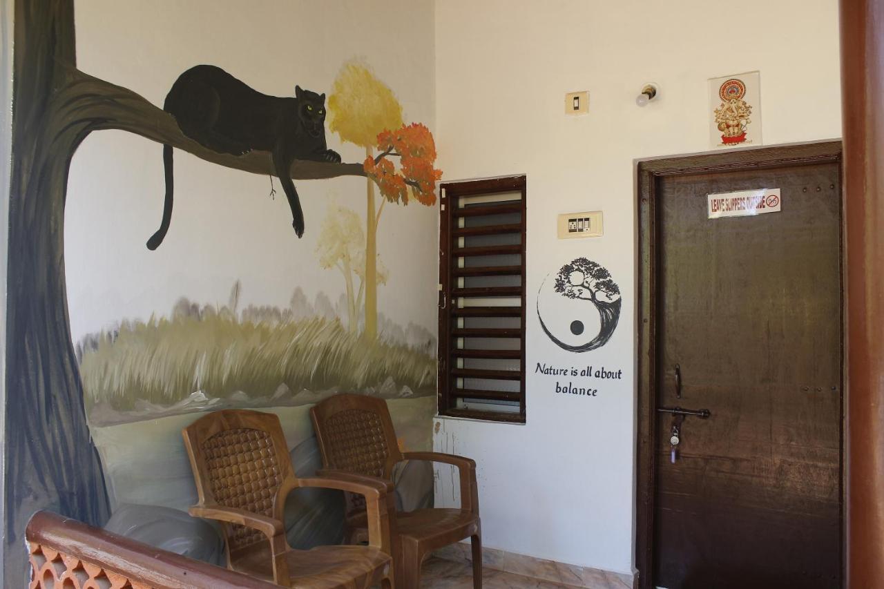 Tusker Tribe Hostel Gokarna  Exterior foto